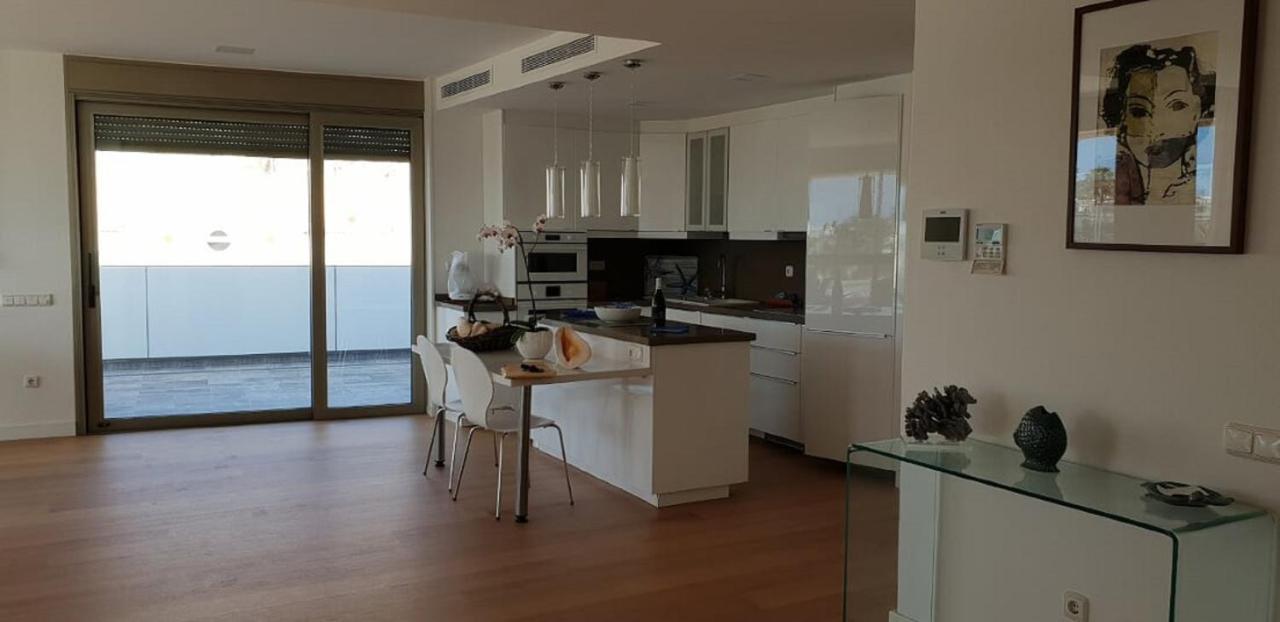 Beachfront Loft In Puerto De Mogan Exterior photo