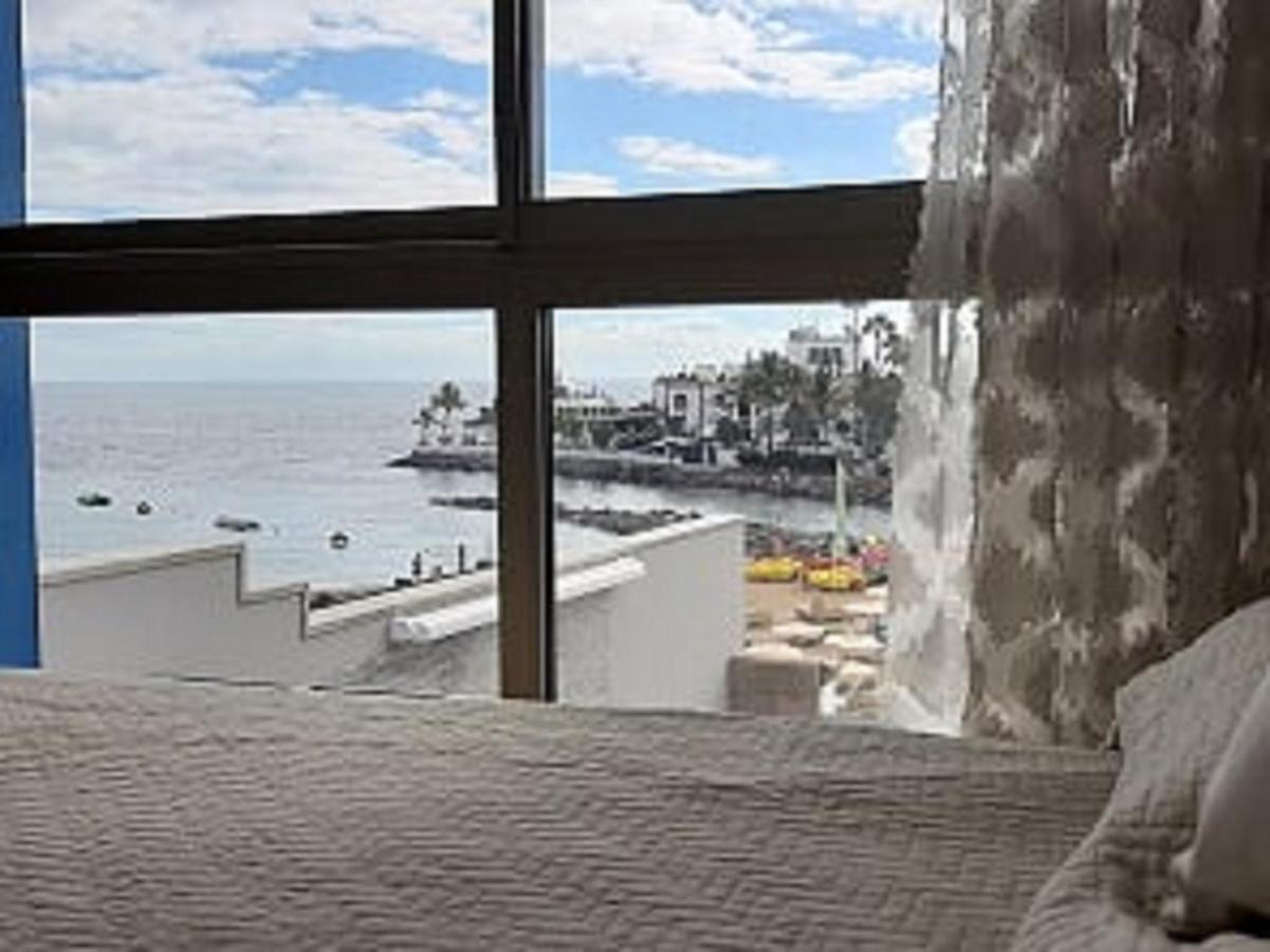 Beachfront Loft In Puerto De Mogan Exterior photo